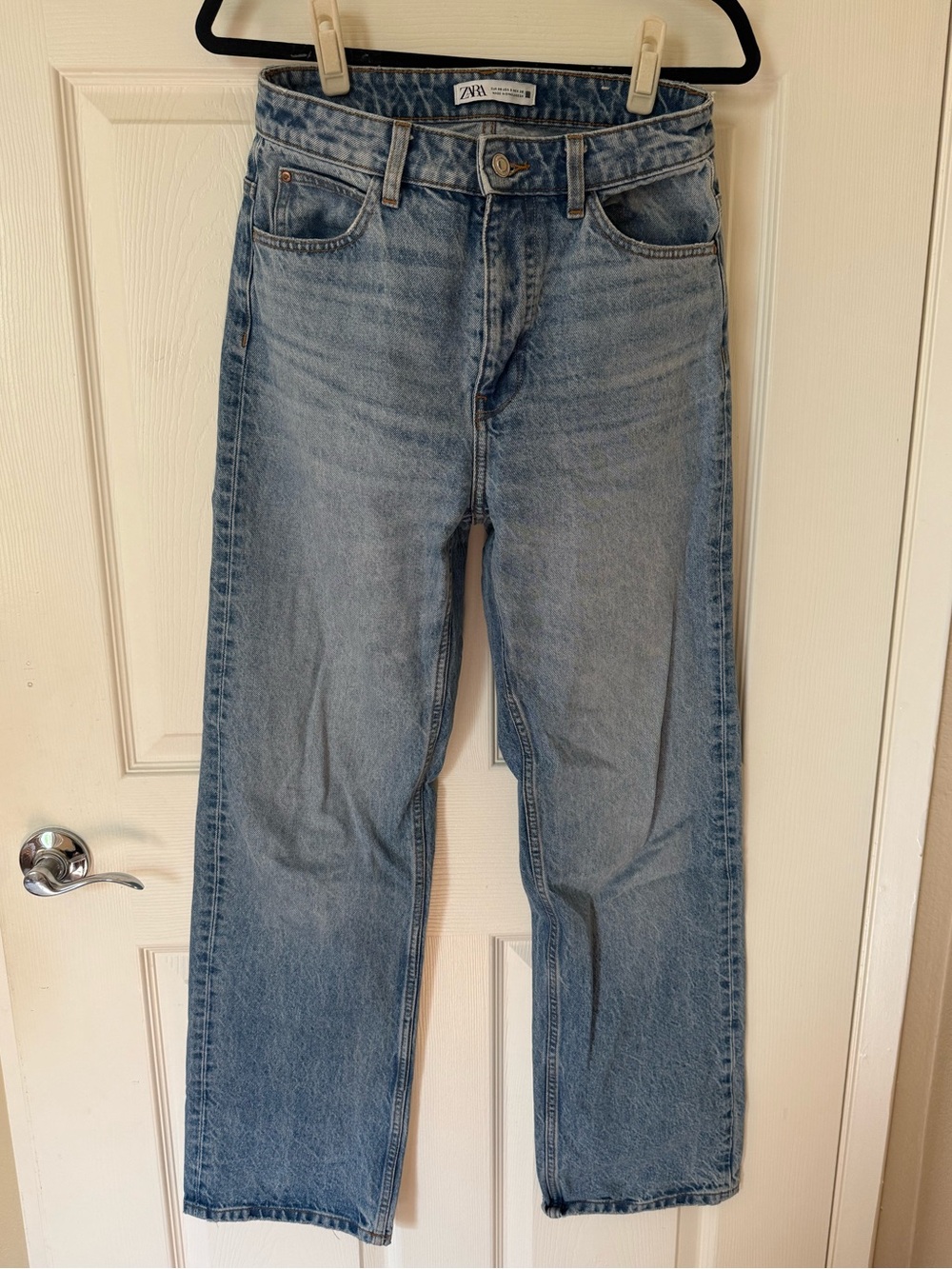 Zara High Rise Straight Cut Jeans